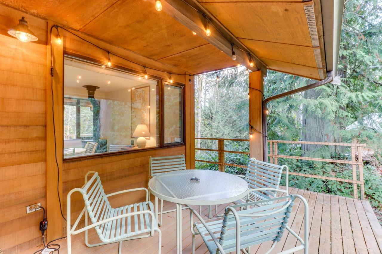 Вилла Sleeping Raven Woodland Retreat Порт-Анджелес Экстерьер фото